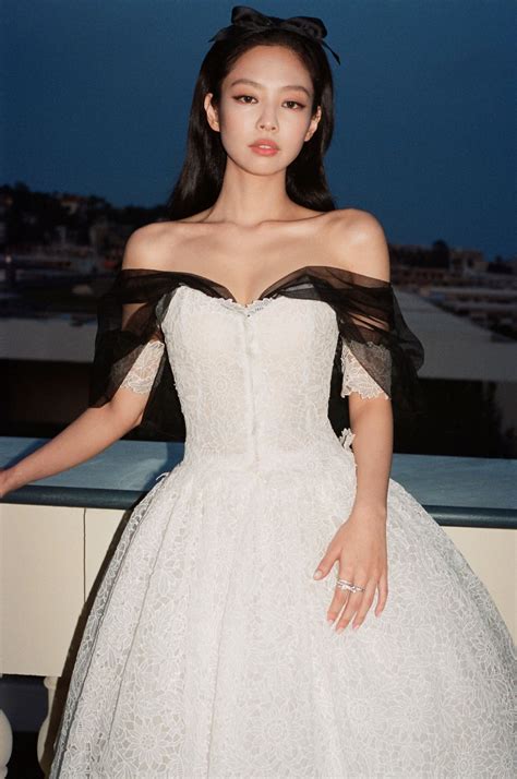 jennie kim chanel dress